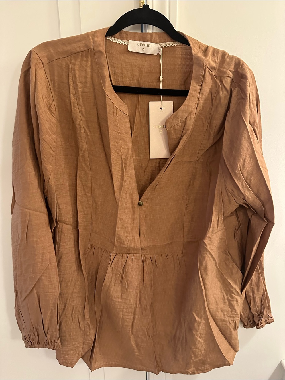 CREAM
LISELLN BLOUSE